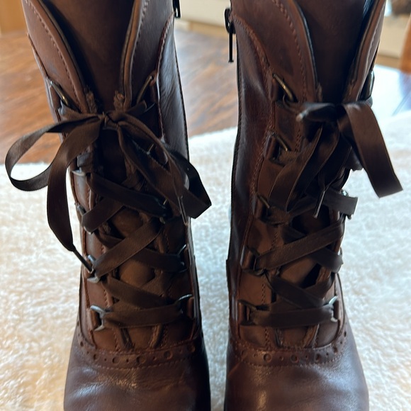 Like new. Joseph seibel boots. - Picture 10 of 10